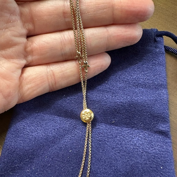 Tory Burch Logo Pearl Slider Bracelet - Picture 9 of 16